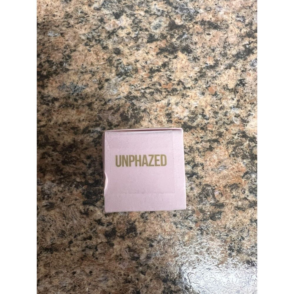 Jeffree Star Velvet Trap Lipstick Unphazed Nude Olive New‎ - Picture 2 of 7